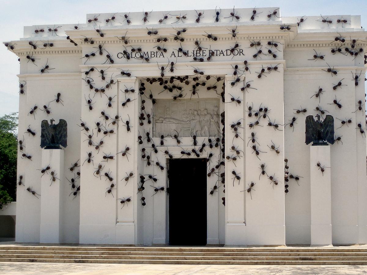 RAFAEL GOMEZ BARROS/Casa Tomada- Altar de la patria colombia- 2008 Photographie