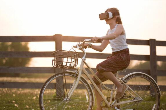 4.0 new economiy web digital experience virtual reality